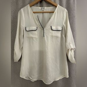 Women’s blouse